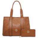 Skye Borsa al Hombro en Piel Suave y Cartera en Piel con Cremallera en el Contorno Cognac TL142606