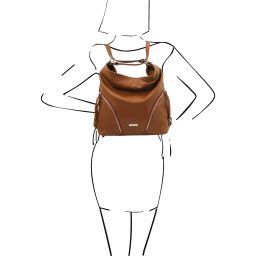 TL Bag Borsa a spalla in pelle morbida convertibile a zaino Cognac TL141938